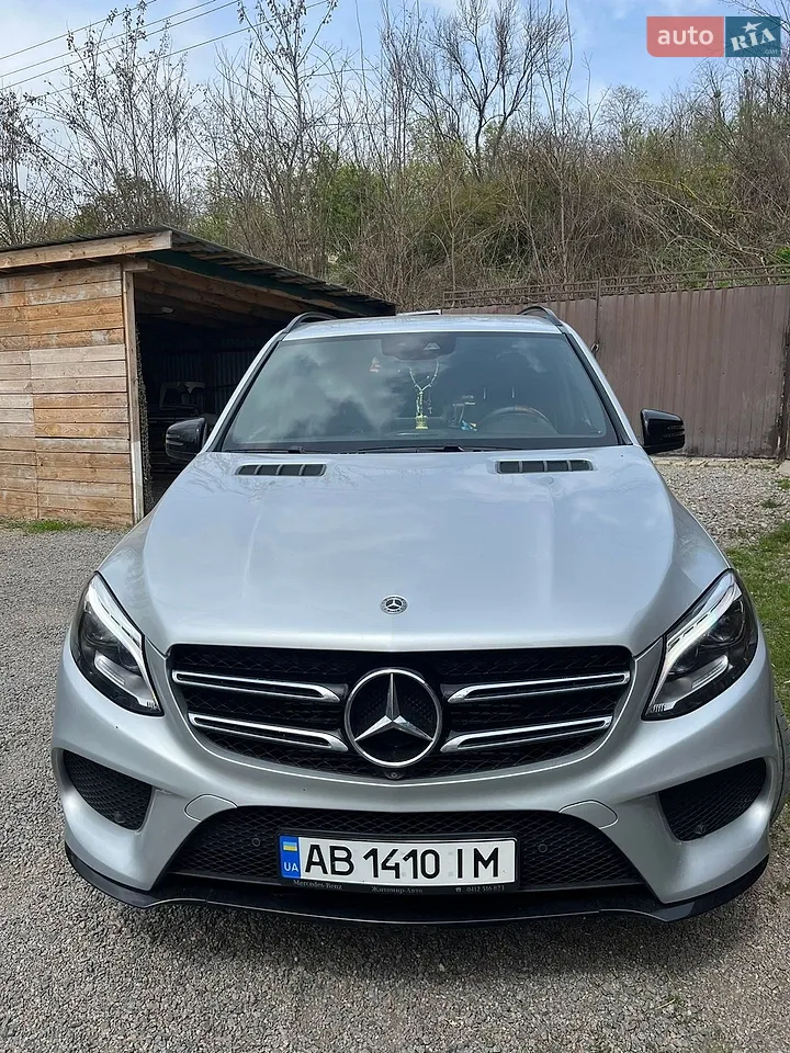 2017 Mercedes-Benz GLE - мініатюра 32