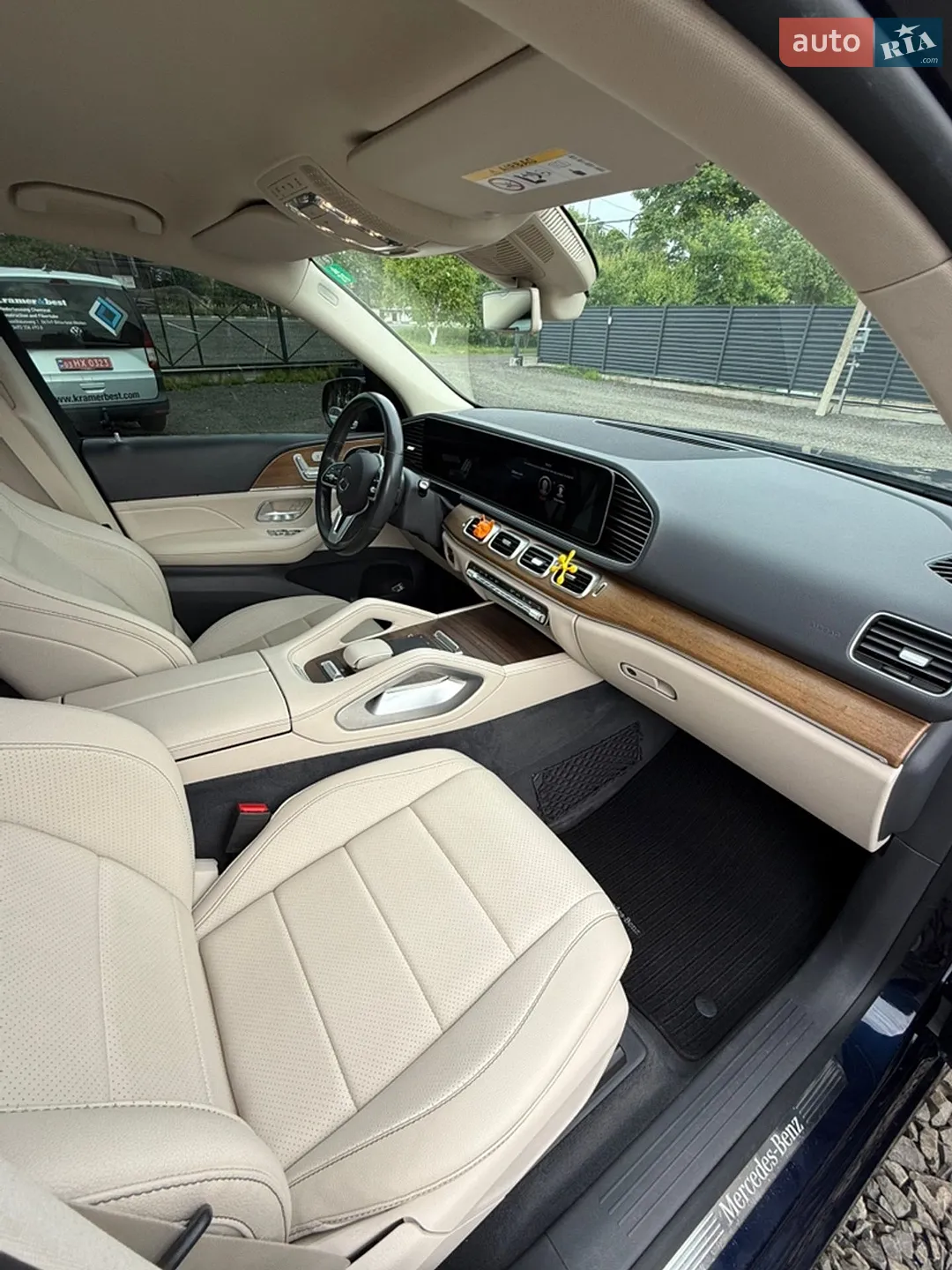 2020 Mercedes-Benz GLE - мініатюра 29