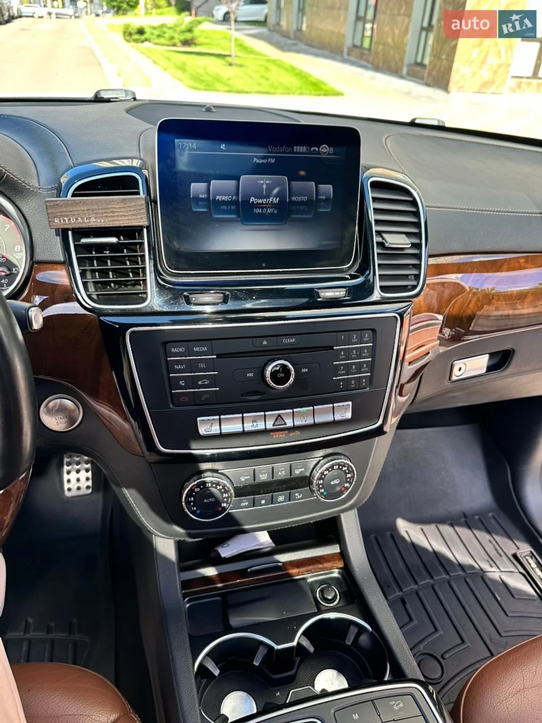 2016 Mercedes-Benz GLE - мініатюра 14