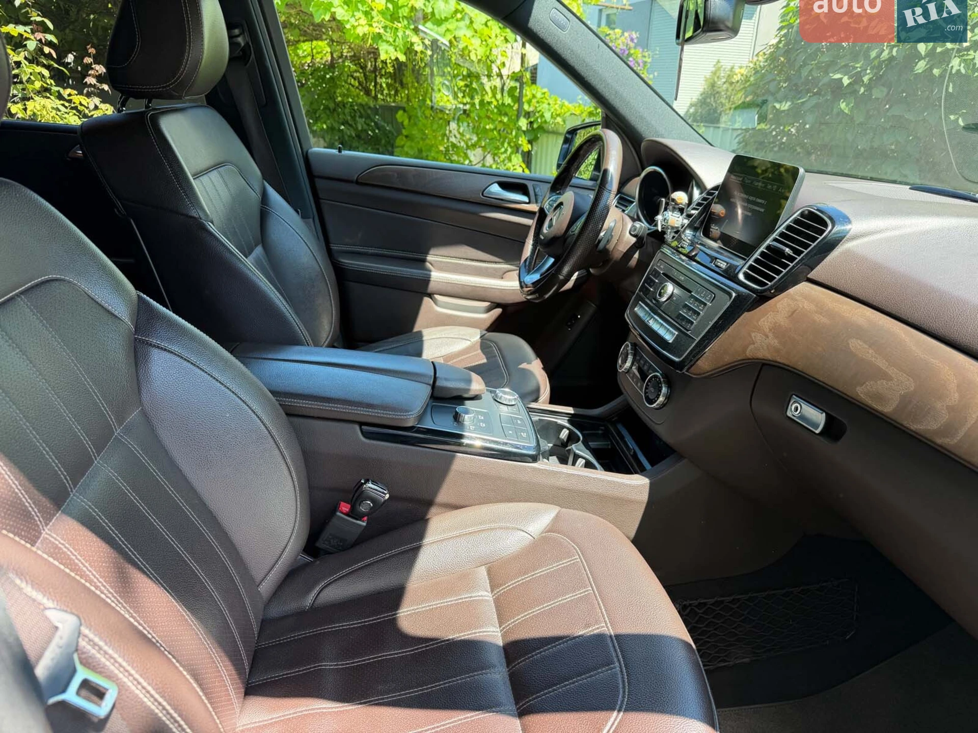 2018 Mercedes-Benz GLE - мініатюра 24