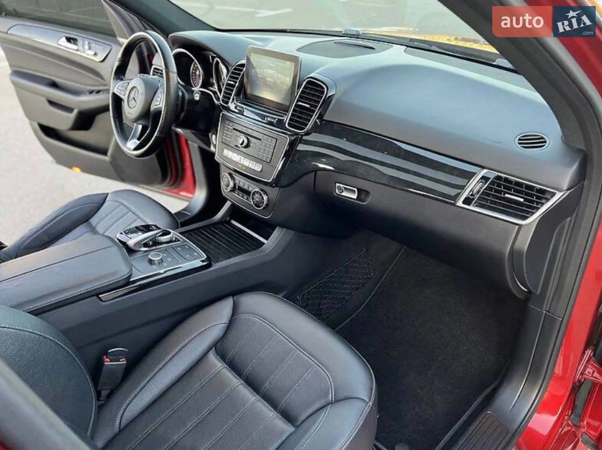 2016 Mercedes-Benz GLE - мініатюра 15