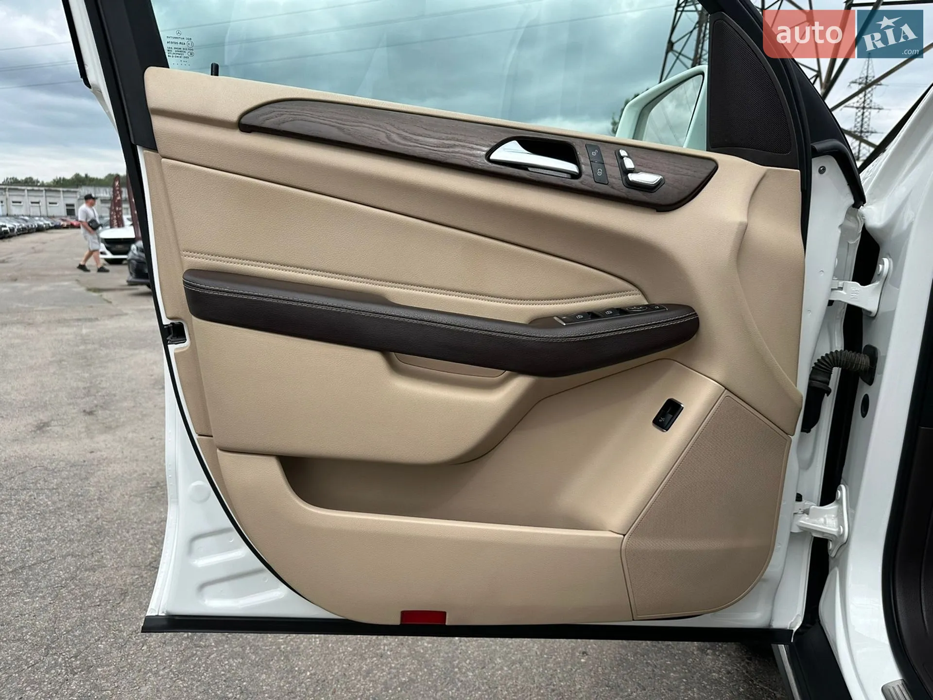 Mercedes-Benz GLE-Class 2017 VIN WDC1660041A999476 фото оголошення 17 з 38