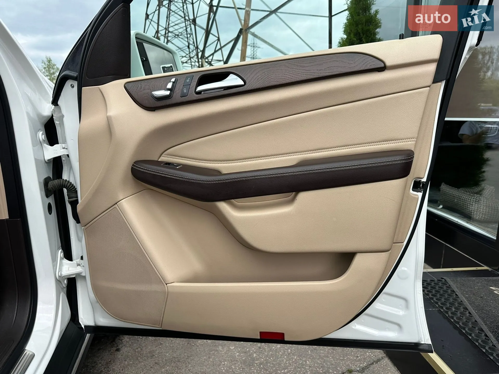 Mercedes-Benz GLE-Class 2017 VIN WDC1660041A999476 фото оголошення 27 з 38