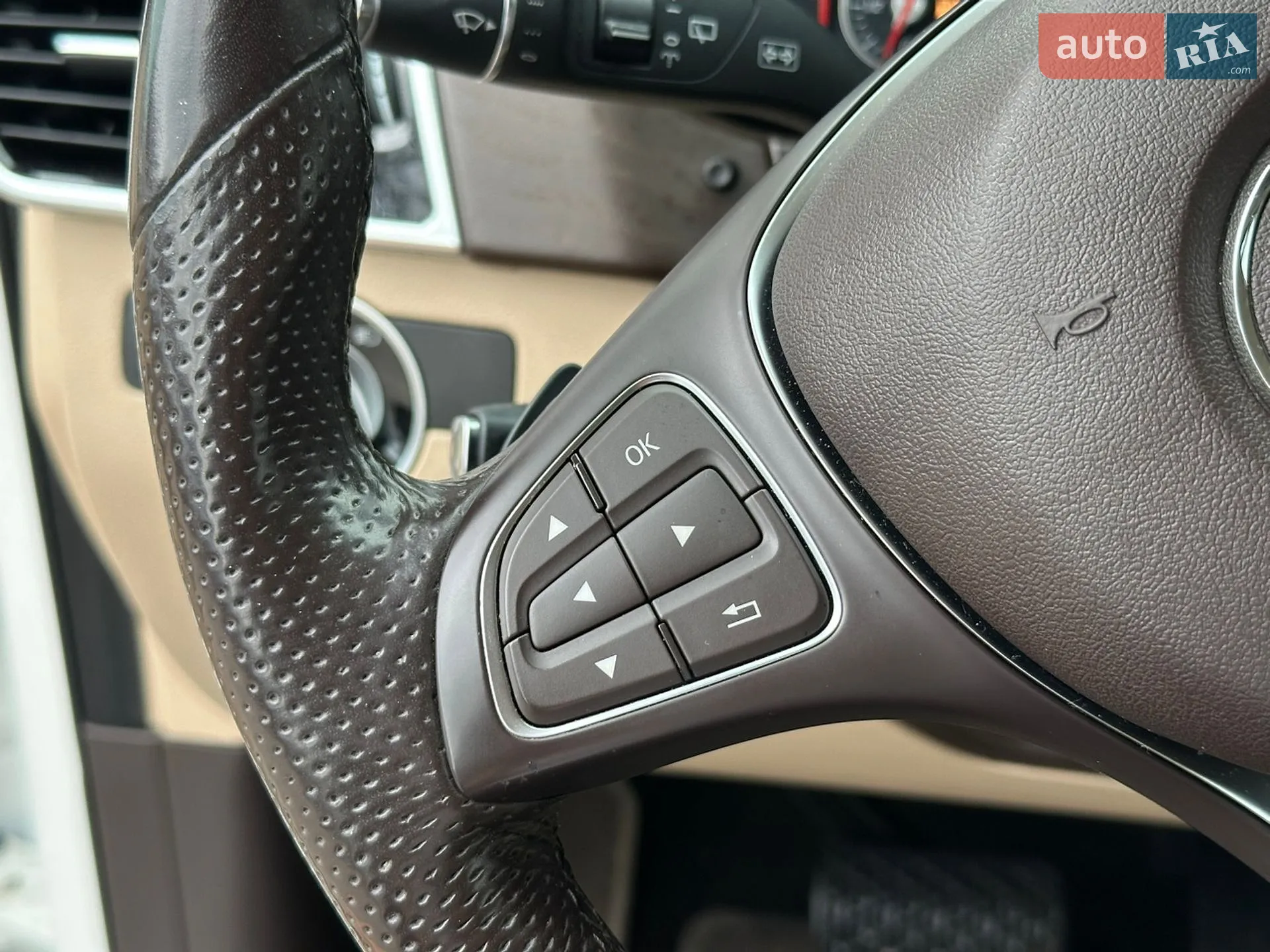 Mercedes-Benz GLE-Class 2017 VIN WDC1660041A999476 фото оголошення 32 з 38