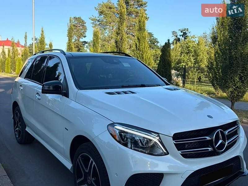 Mercedes-Benz GLE-Class