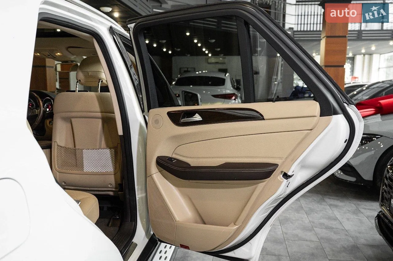 2018 Mercedes-Benz GLE - мініатюра 32