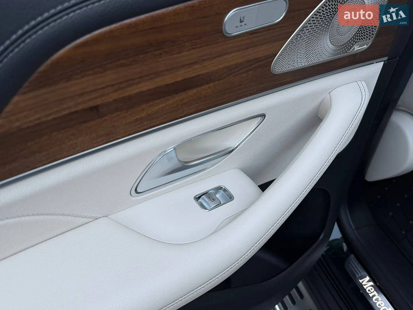 2022 Mercedes-Benz GLE - мініатюра 31