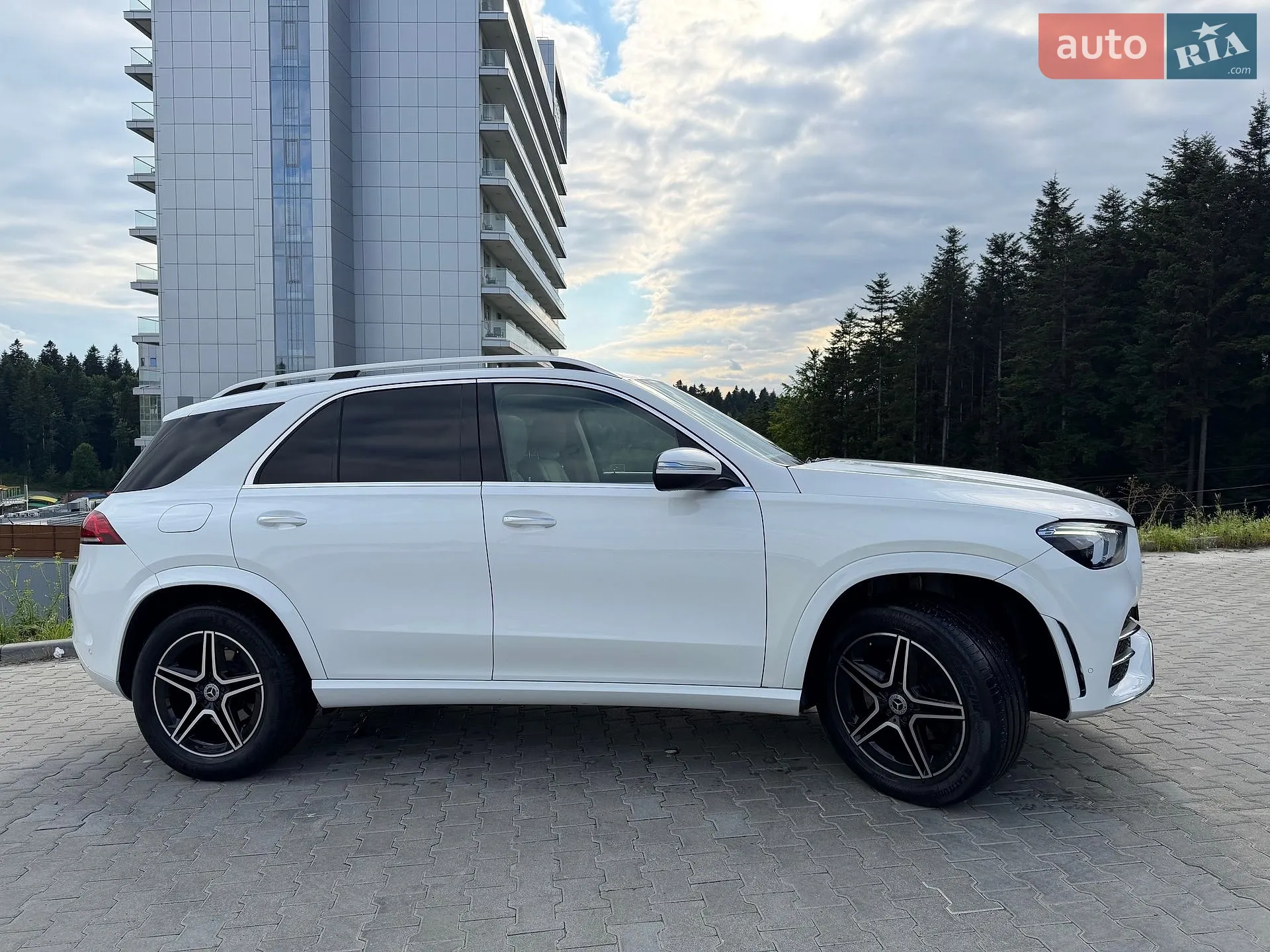 2019 Mercedes-Benz GLE - мініатюра 21