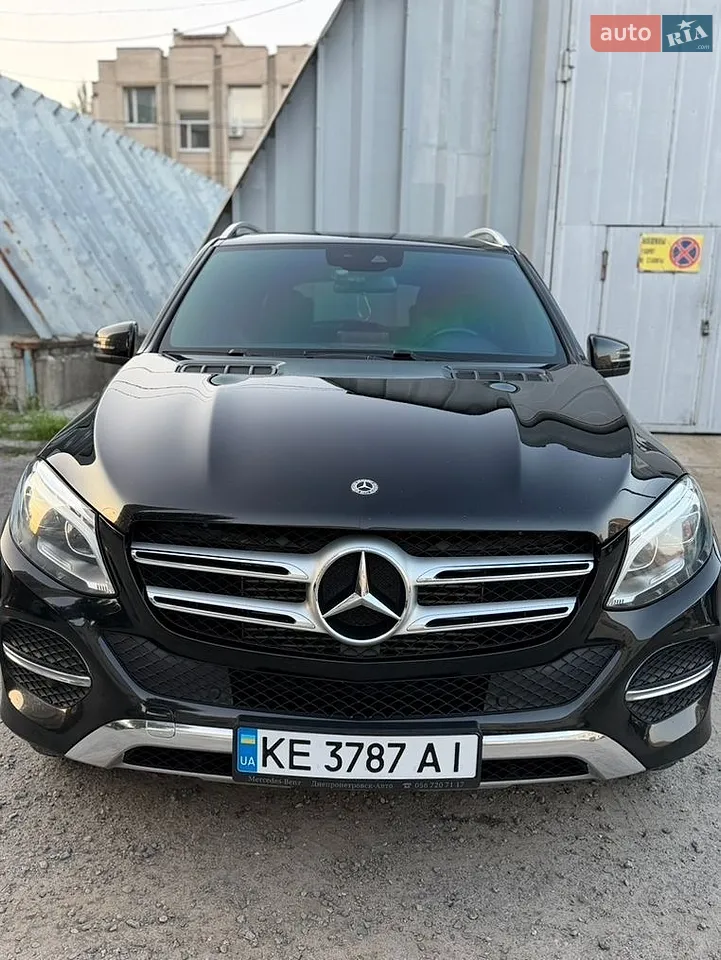 2016 Mercedes-Benz GLE - мініатюра 45