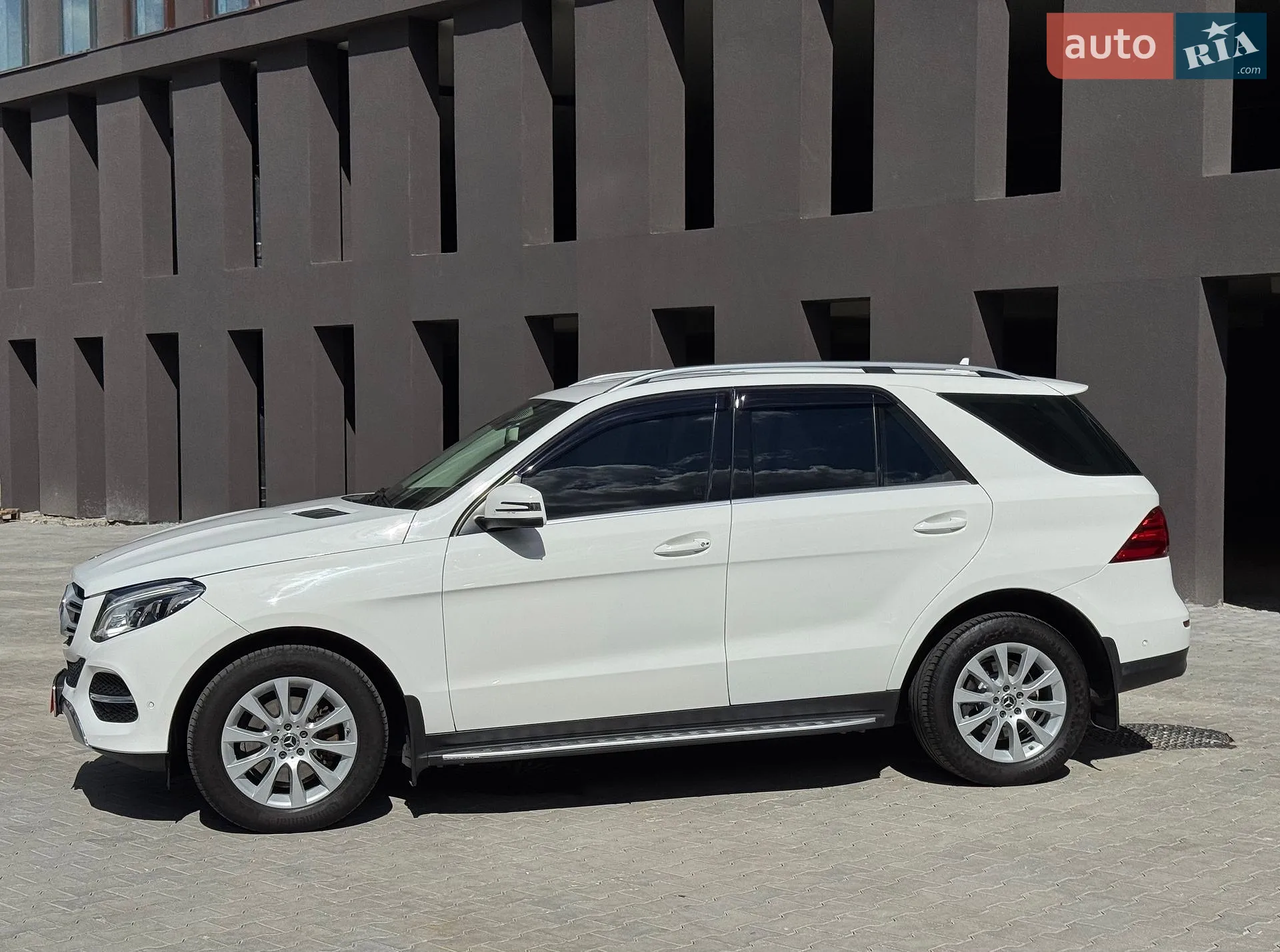 2017 Mercedes-Benz GLE - мініатюра 6