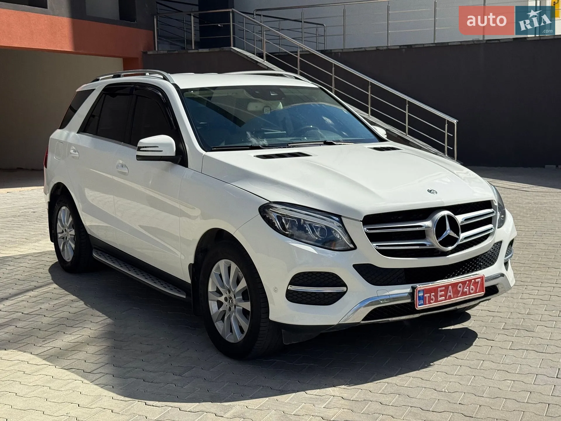 2017 Mercedes-Benz GLE - мініатюра 15
