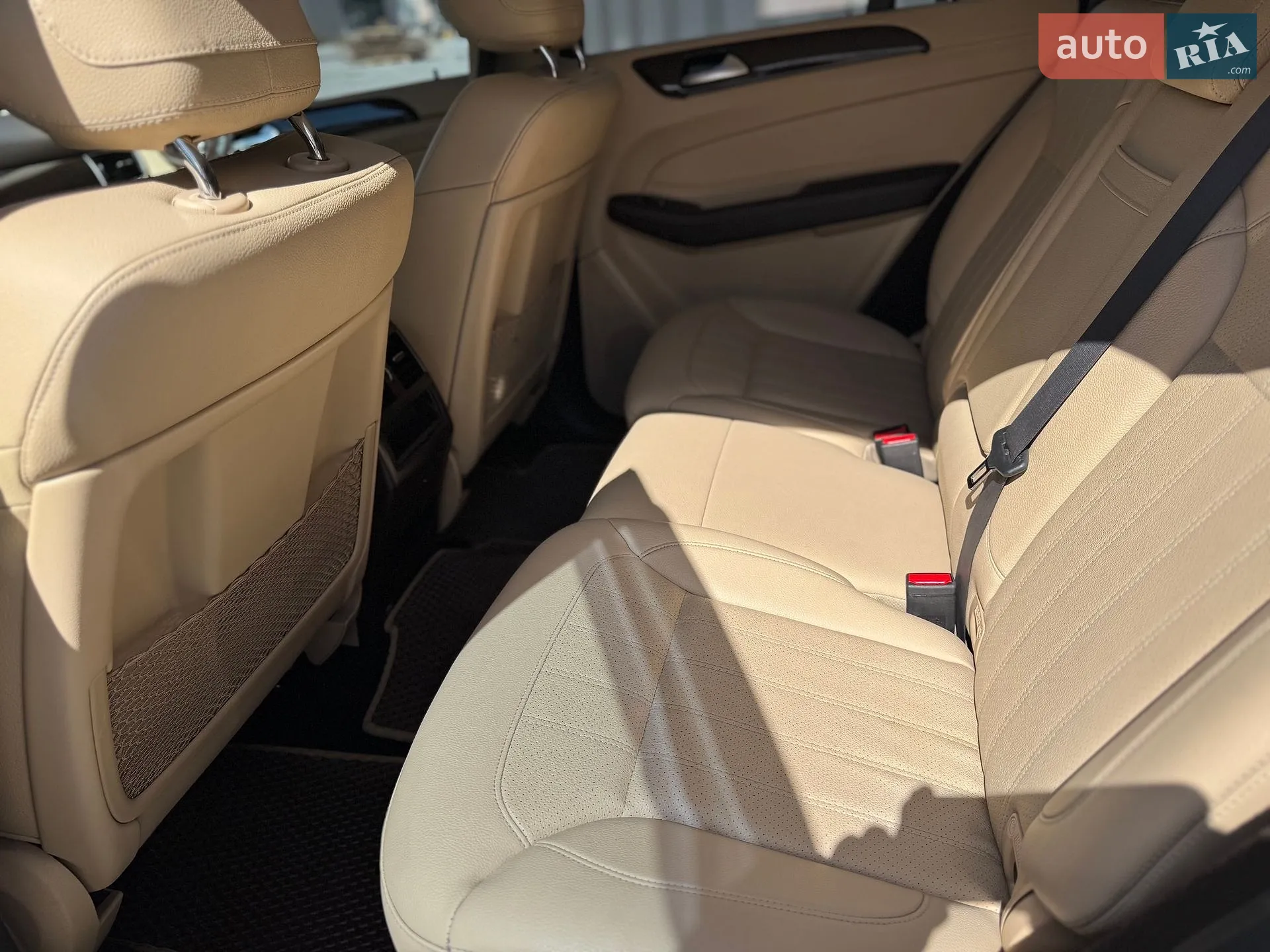 2017 Mercedes-Benz GLE - мініатюра 21