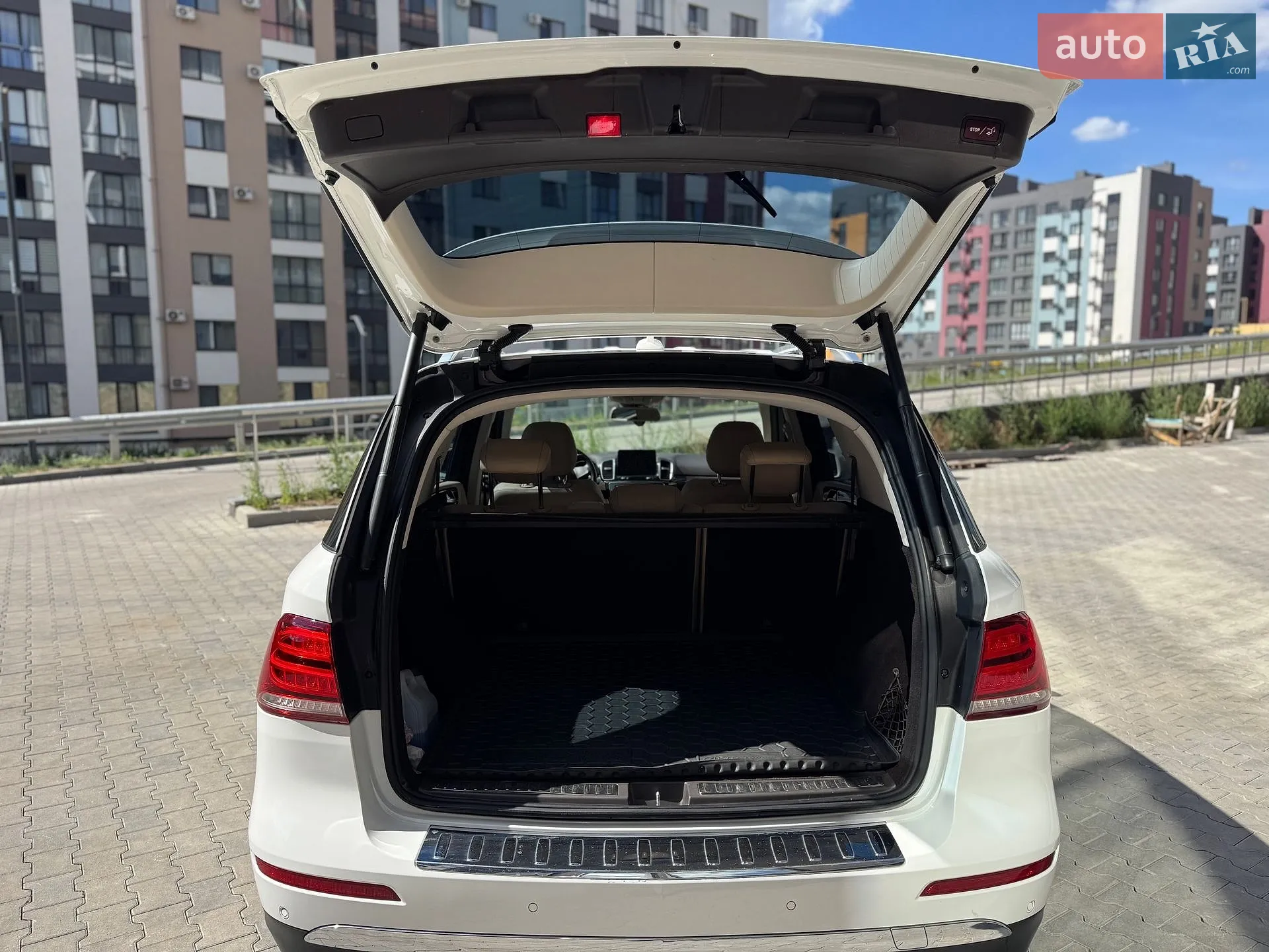 2017 Mercedes-Benz GLE - мініатюра 23