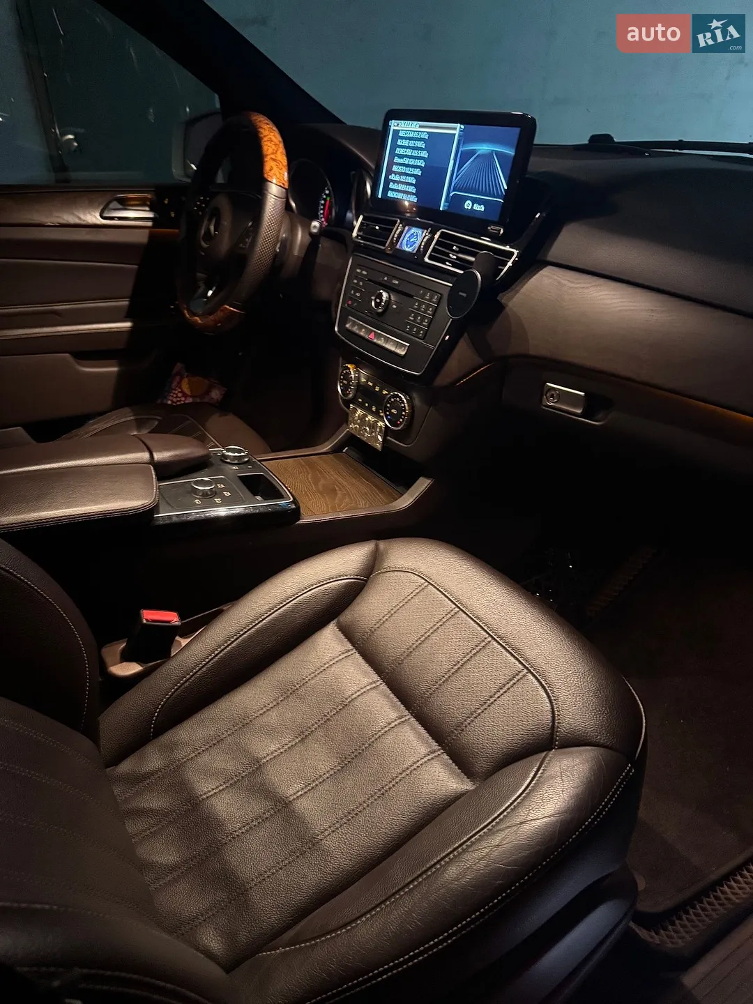 2016 Mercedes-Benz GLE - мініатюра 14