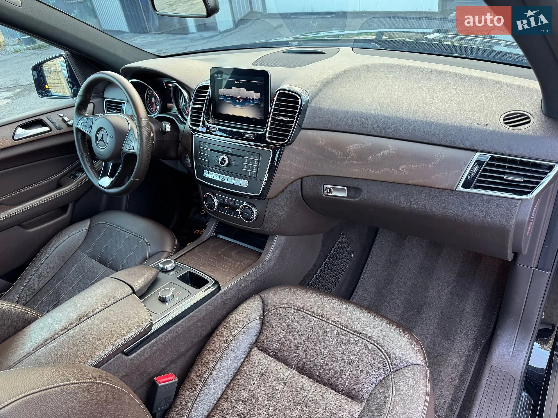2018 Mercedes-Benz GLE - мініатюра 79