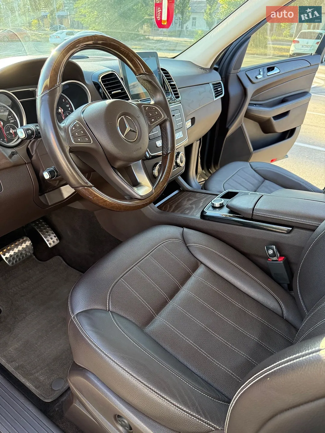 2017 Mercedes-Benz GLE - мініатюра 22