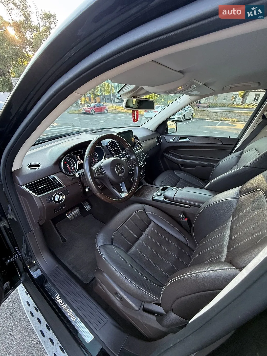2017 Mercedes-Benz GLE - мініатюра 31