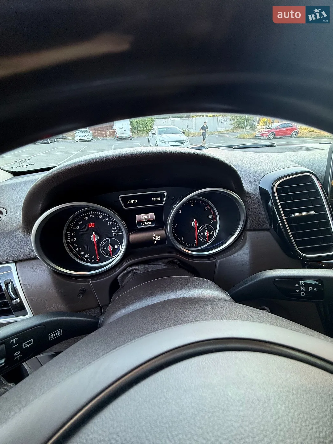 2017 Mercedes-Benz GLE - мініатюра 35