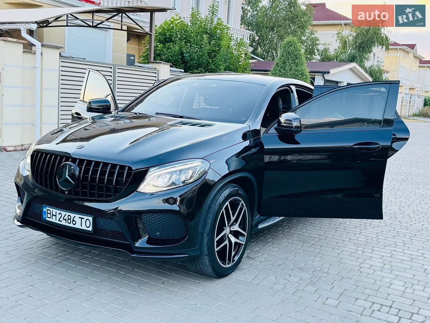 2016 Mercedes-Benz GLE - мініатюра 26