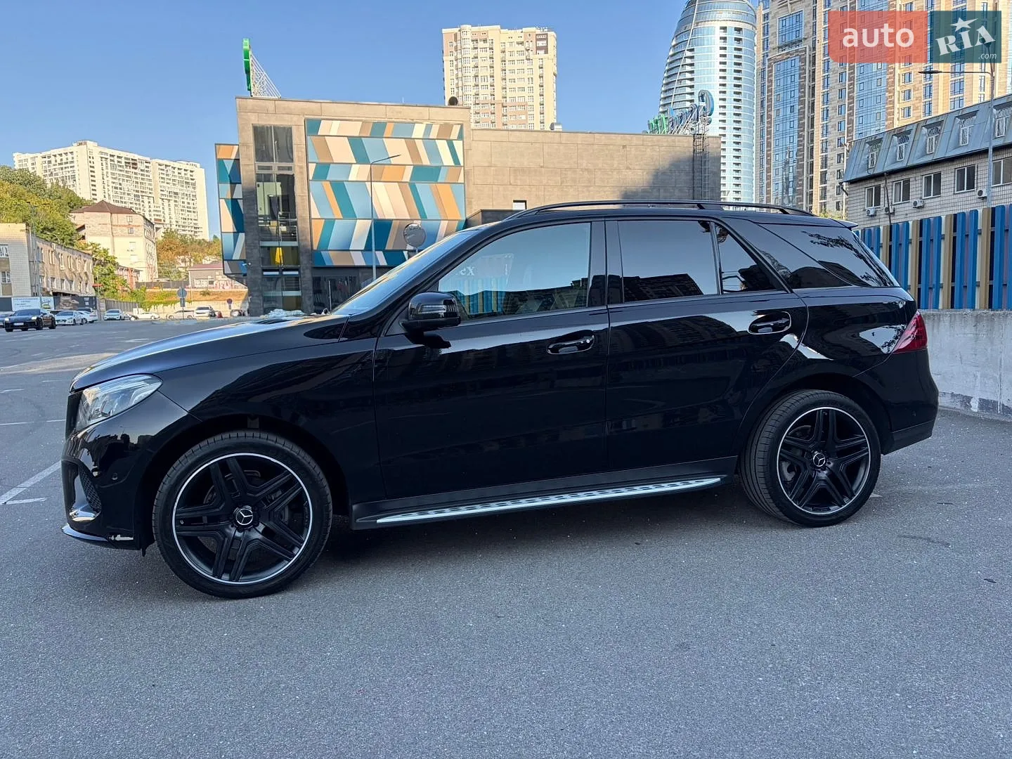 2017 Mercedes-Benz GLE - мініатюра 4