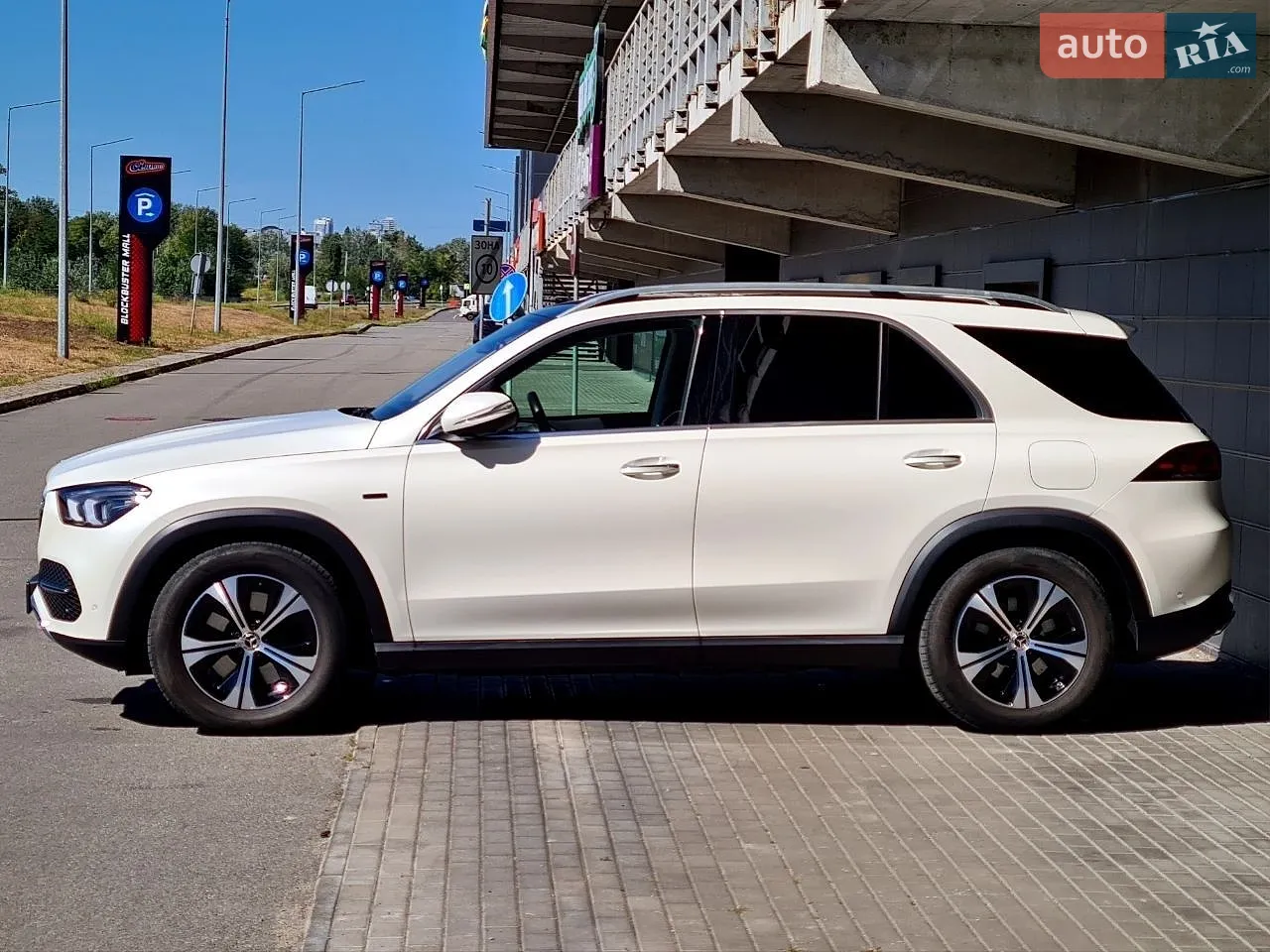 2020 Mercedes-Benz GLE - мініатюра 8
