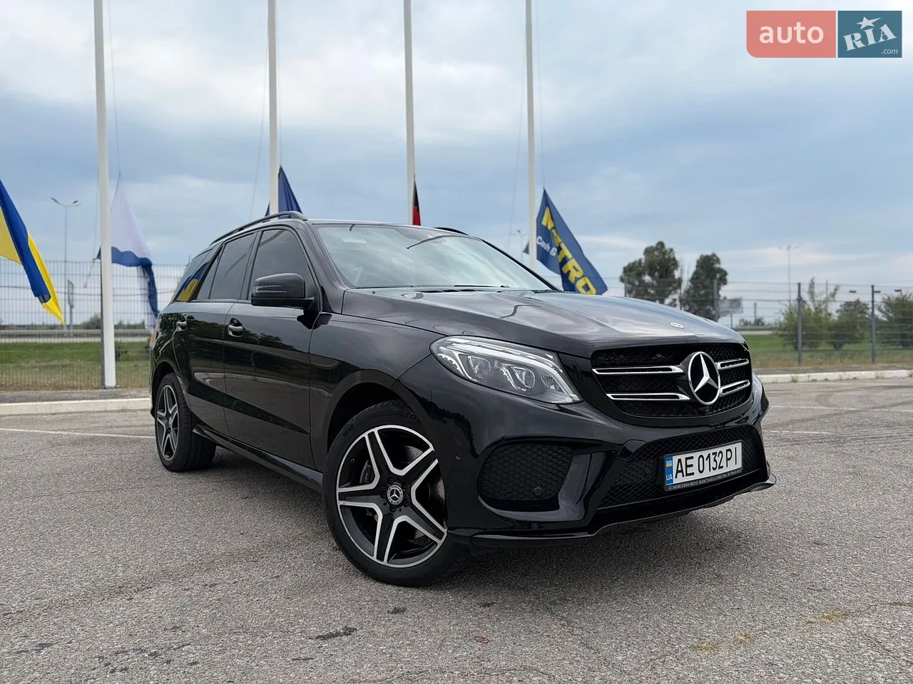 2016 Mercedes-Benz GLE - мініатюра 40