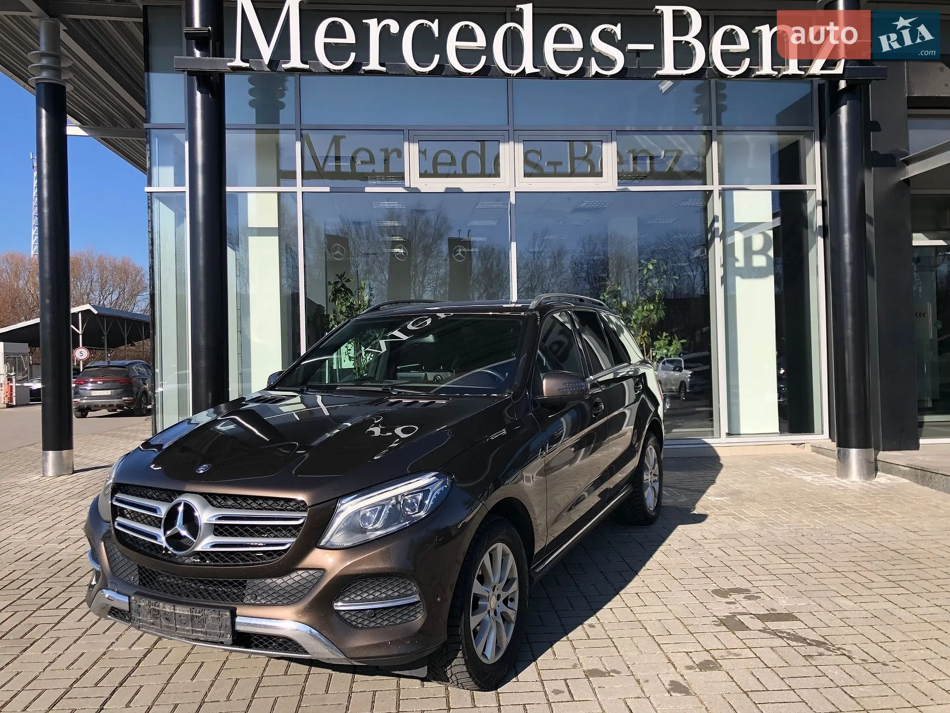 2016 Mercedes-Benz GLE - мініатюра 3