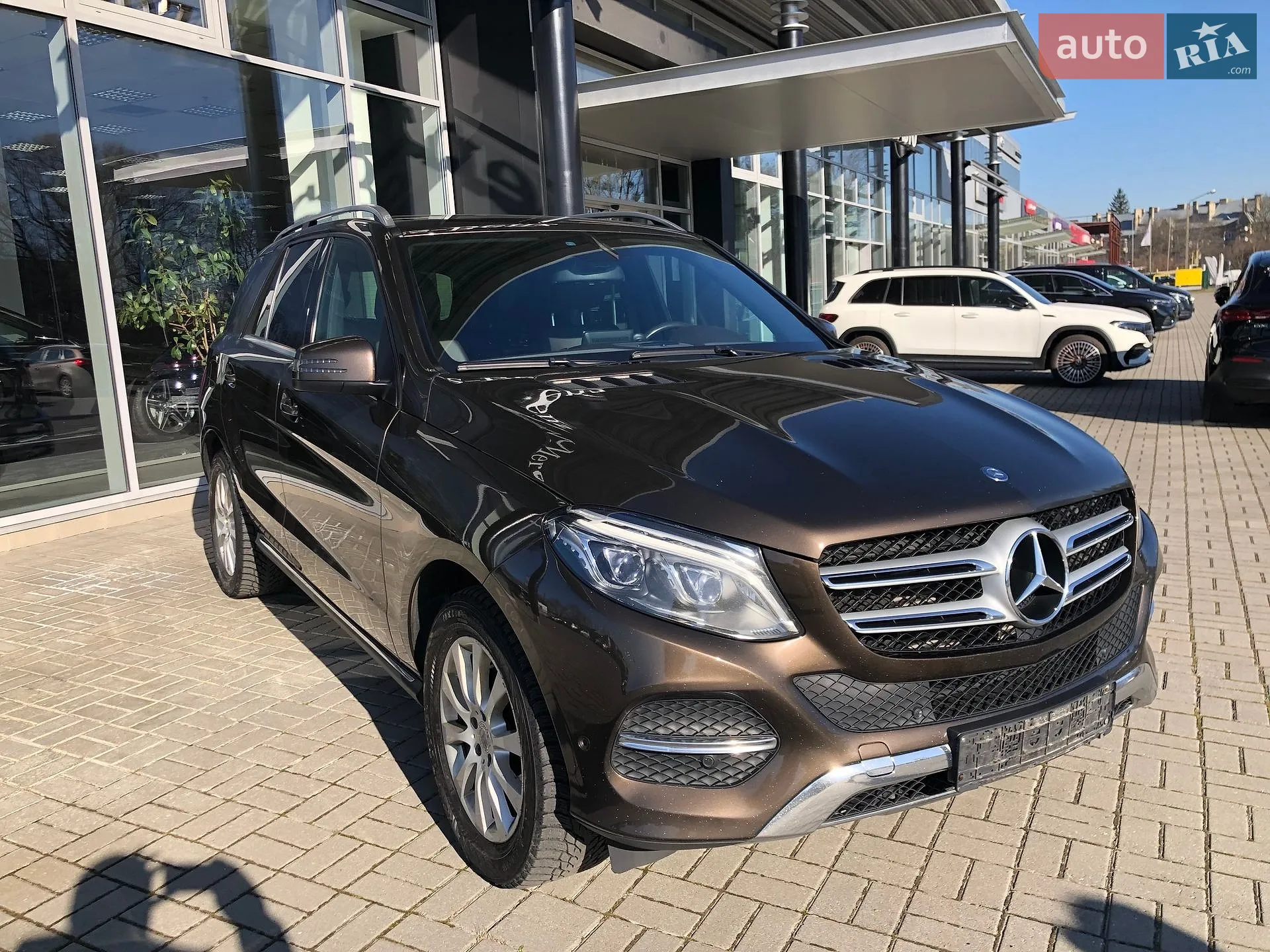 2016 Mercedes-Benz GLE - мініатюра 32