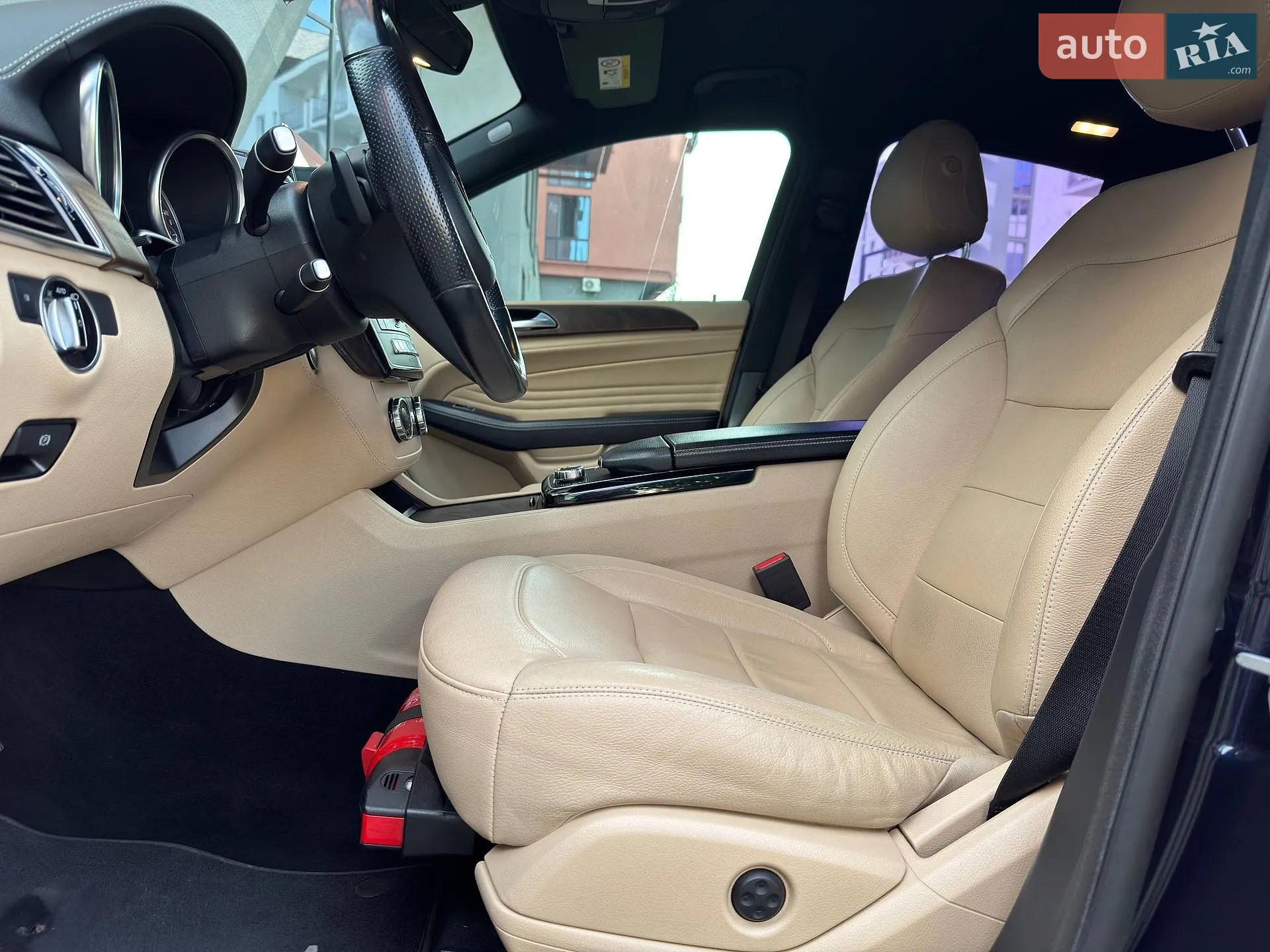 2016 Mercedes-Benz GLE - мініатюра 13