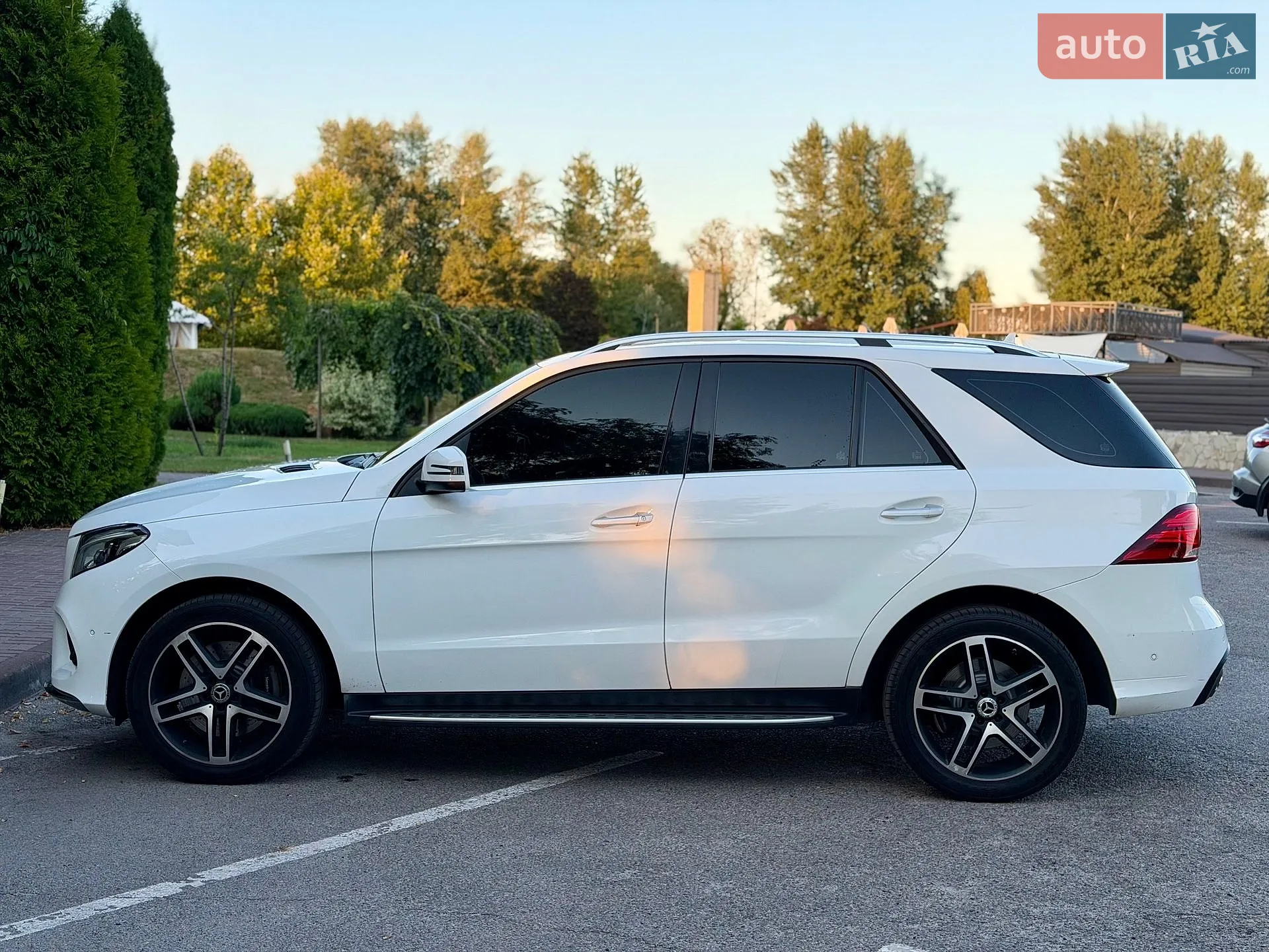 2016 Mercedes-Benz GLE - мініатюра 12