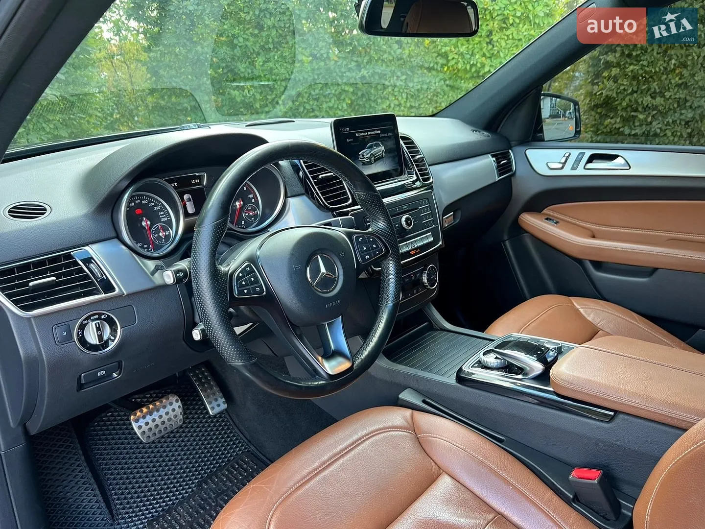 2018 Mercedes-Benz GLE - мініатюра 48