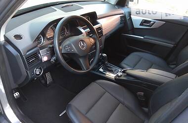 Позашляховик / Кросовер Mercedes-Benz GLK-Class 2011 в 