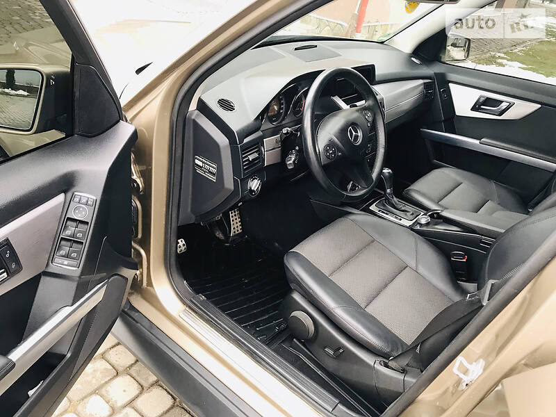Позашляховик / Кросовер Mercedes-Benz GLK-Class 2009 в Коломиї