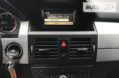 Позашляховик / Кросовер Mercedes-Benz GLK-Class 2009 в 