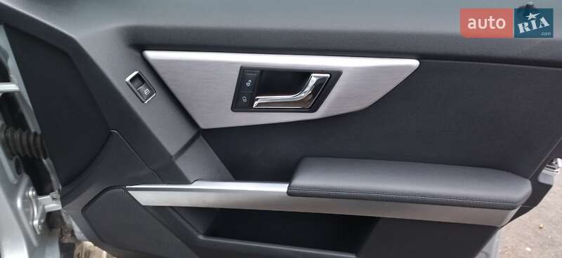 Внедорожник / Кроссовер Mercedes-Benz GLK-Class 2009 в Владимире