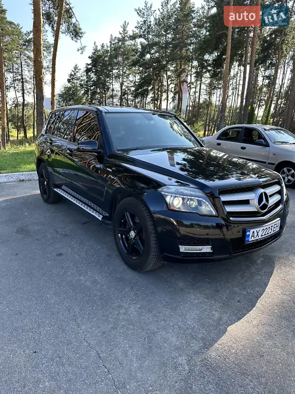 Mercedes-Benz GLK-Class 2012