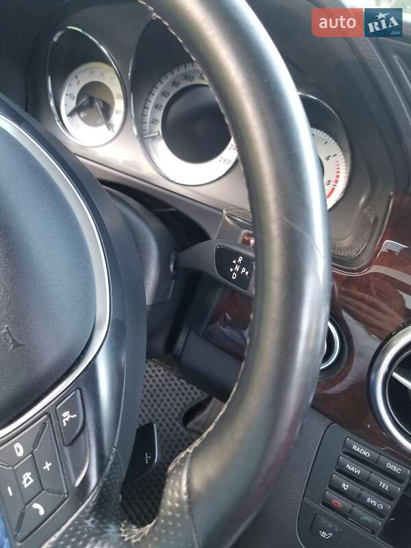 Внедорожник / Кроссовер Mercedes-Benz GLK-Class 2015 в Виннице фото 57 Внедорожник / Кроссовер Mercedes-Benz GLK-Class 2015 в Виннице