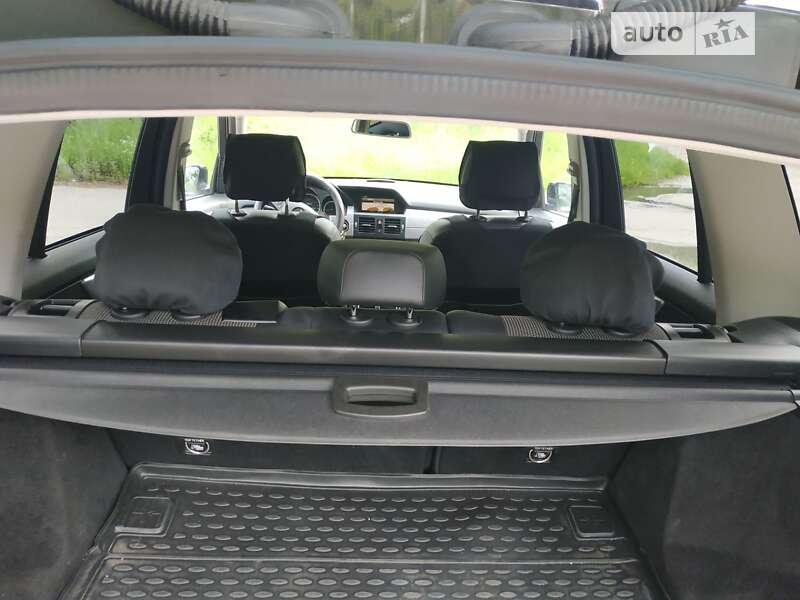 Позашляховик / Кросовер Mercedes-Benz GLK-Class 2012 в Звягелі