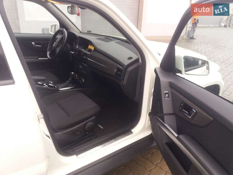 Позашляховик / Кросовер Mercedes-Benz GLK-Class 2010 в Нововолинську