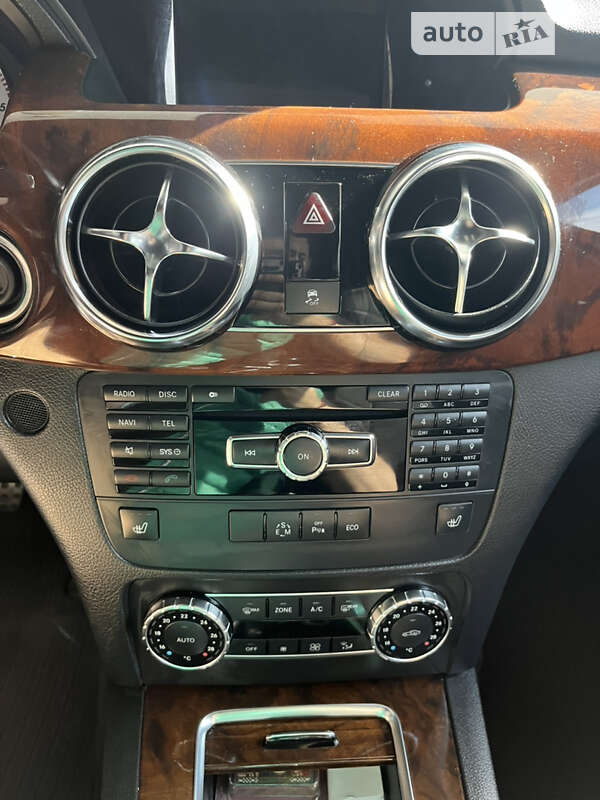 Внедорожник / Кроссовер Mercedes-Benz GLK-Class 2012 в Киеве фото 16 Внедорожник / Кроссовер Mercedes-Benz GLK-Class 2012 в Киеве