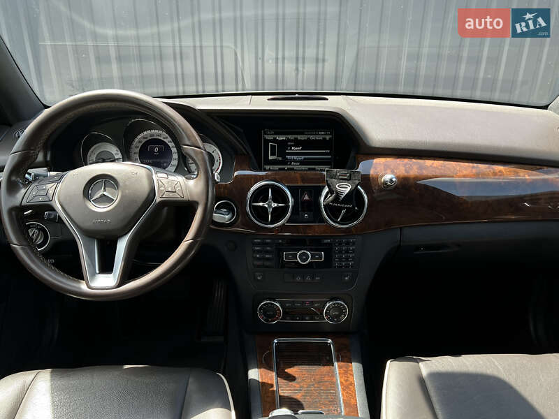 Позашляховик / Кросовер Mercedes-Benz GLK-Class 2012 в Кременчуці