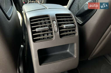 Внедорожник / Кроссовер Mercedes-Benz GLK-Class 2012 в 