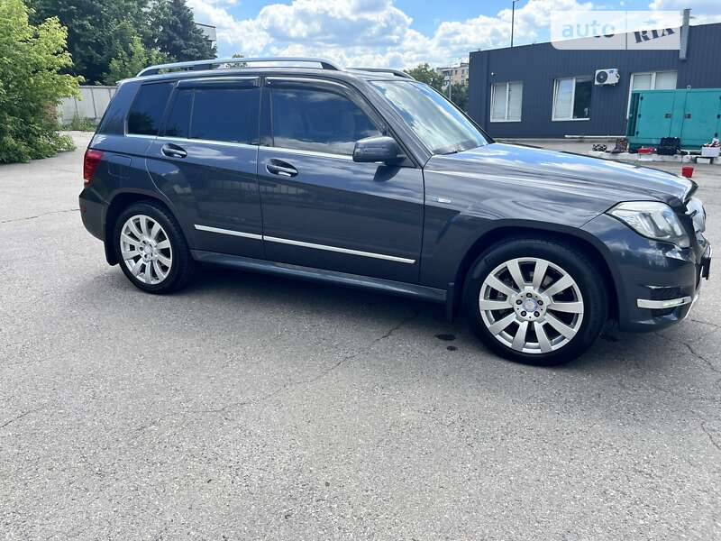 Mercedes-Benz GLK-Class 2012