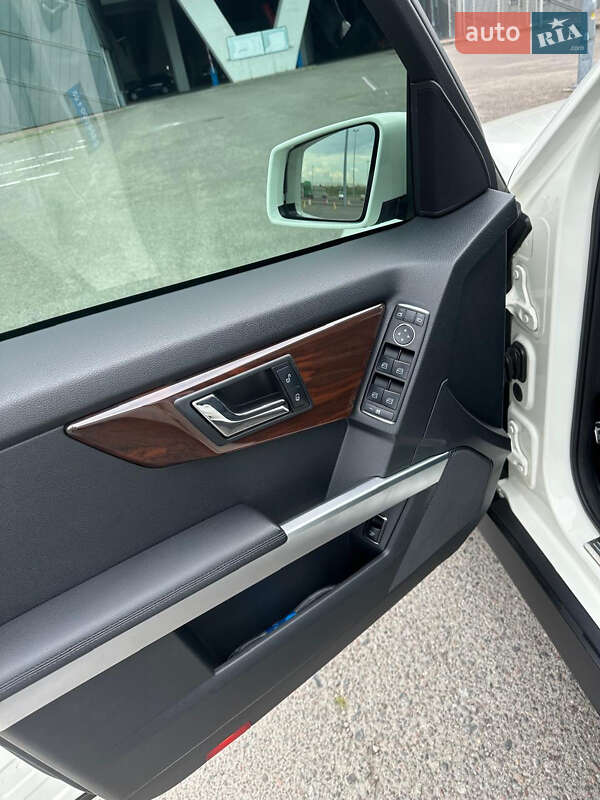 Внедорожник / Кроссовер Mercedes-Benz GLK-Class 2011 в Львове