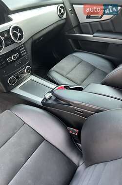 Позашляховик / Кросовер Mercedes-Benz GLK-Class 2013 в 