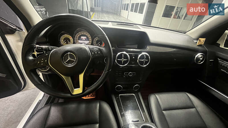 Позашляховик / Кросовер Mercedes-Benz GLK-Class 2013 в Южному