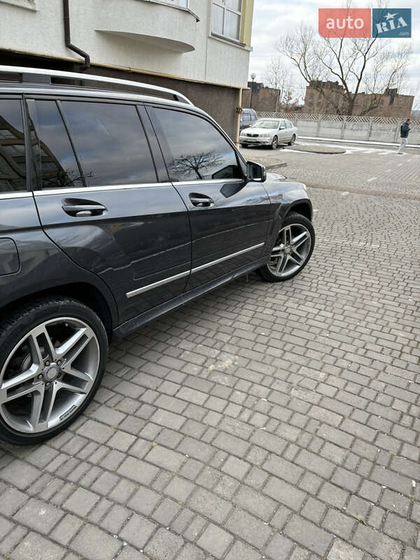 Внедорожник / Кроссовер Mercedes-Benz GLK-Class 2013 в Ивано-Франковске фото 7 Внедорожник / Кроссовер Mercedes-Benz GLK-Class 2013 в Ивано-Франковске