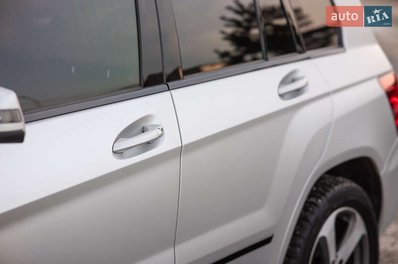 Внедорожник / Кроссовер Mercedes-Benz GLK-Class 2012 в Львове