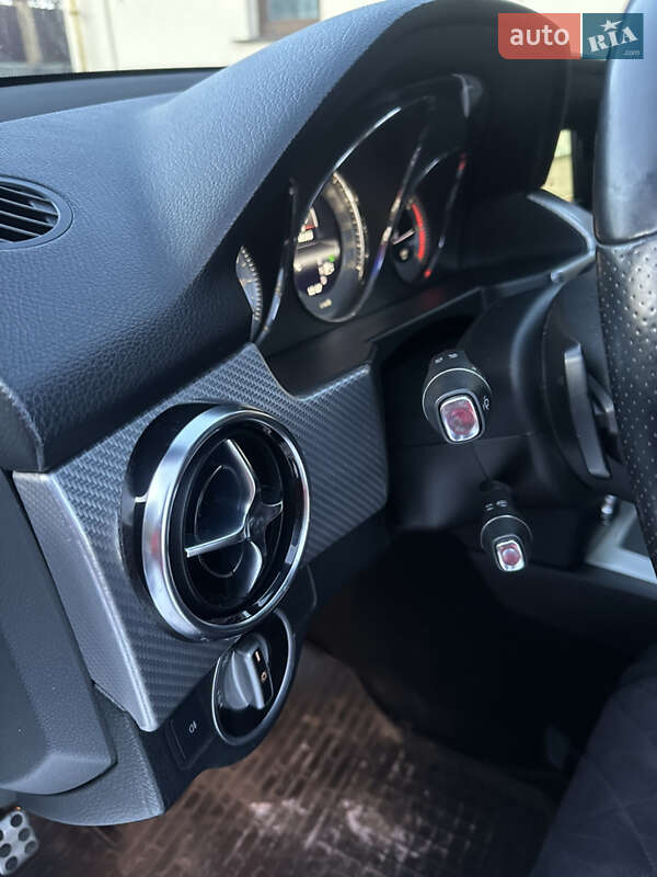 Внедорожник / Кроссовер Mercedes-Benz GLK-Class 2012 в Виннице