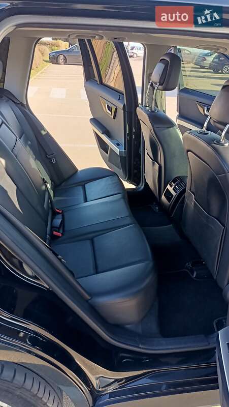 Внедорожник / Кроссовер Mercedes-Benz GLK-Class 2014 в Киеве